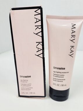 Mary Kay Timewise Age-Fighting Moisturizer 026926~Combo to Oily Skin 3 fl oz New